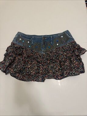Vintage Express Ruffle mini skirt